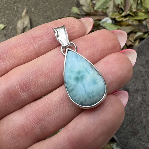 Larimar błękitna laguna