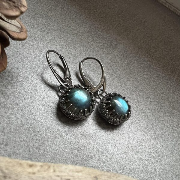 Labradoryty koronkowe kolczyki