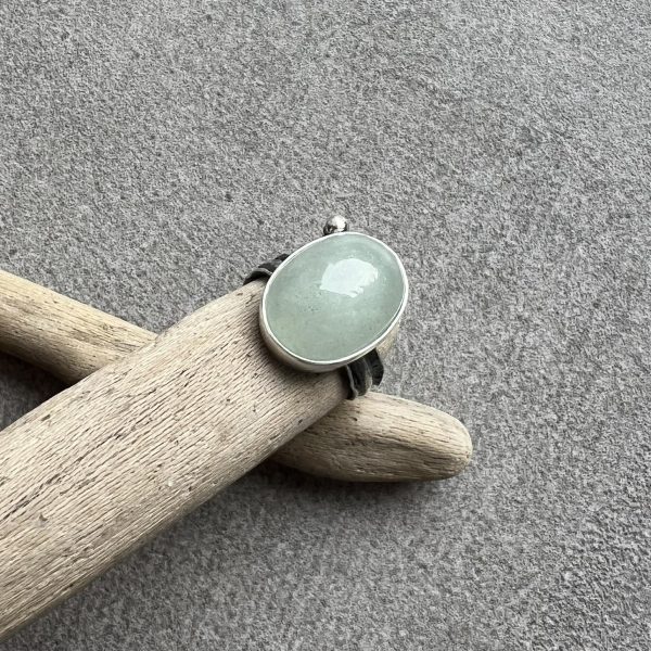 Akwamaryn pierścionek kropeczki