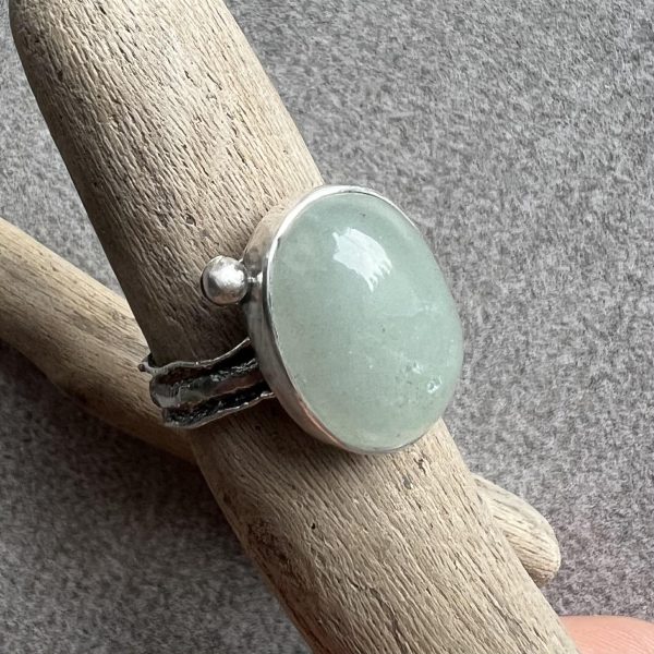 Akwamaryn pierścionek kropeczki