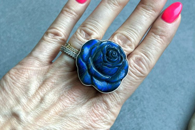 najpiękniejszy prezent - biżuteria autorska artystyczna srebrna - pierścionek regulowany z labradorytem w srebrze