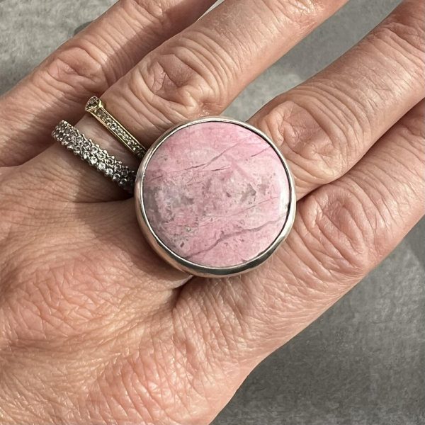 Pierścionek rodonit