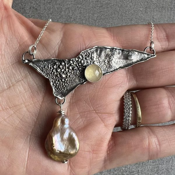 Żółty szafir z perłą naszyjnik