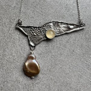 Żółty szafir z perłą naszyjnik