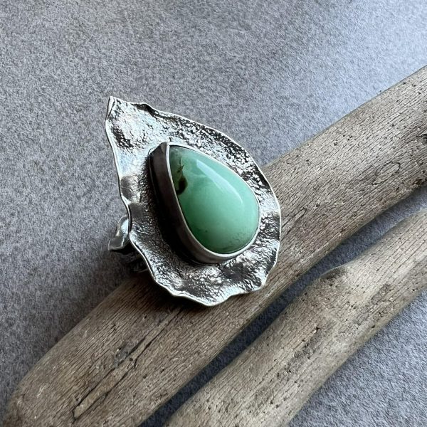 Chryzopraz pierścionek kropelka