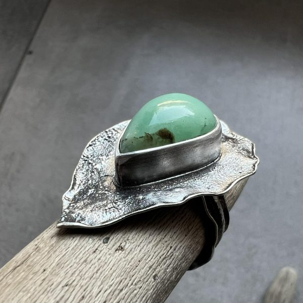 Chryzopraz pierścionek kropelka
