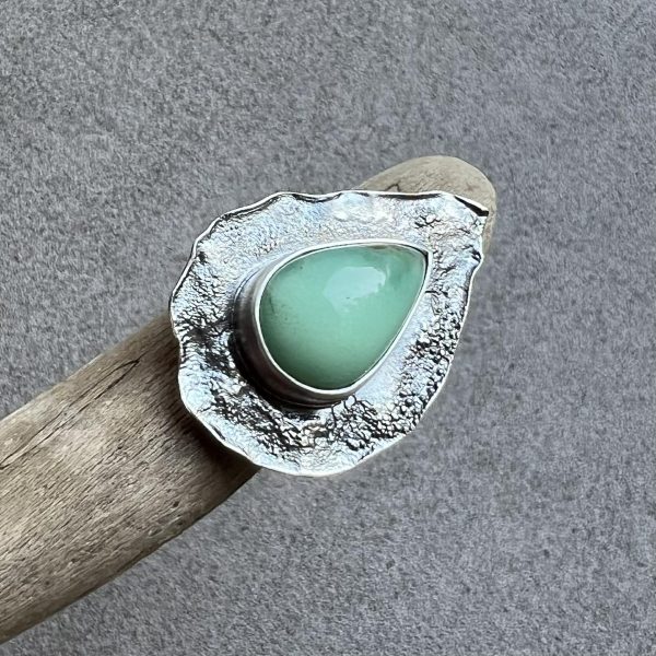 Chryzopraz pierścionek kropelka