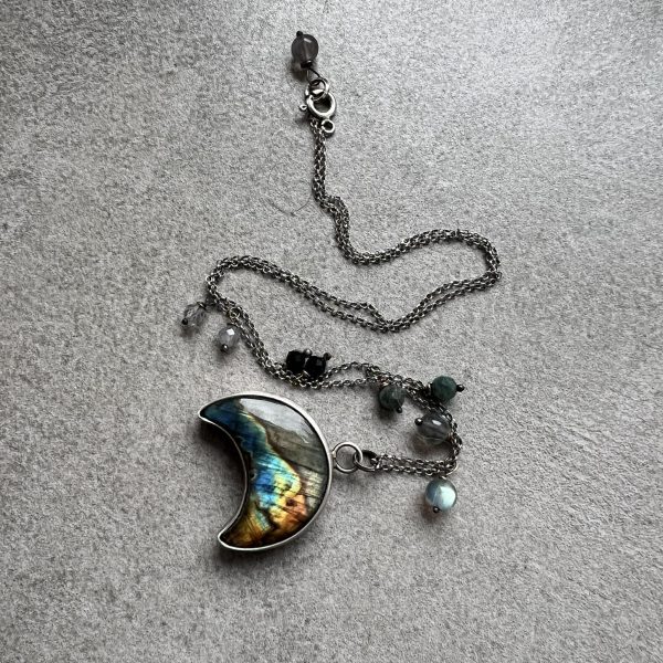 Luna księżyc labradoryt stonowany