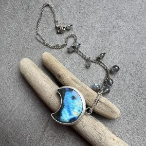 Lunula z labradorytem niebieskim