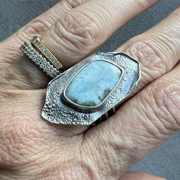 Larimar pierścionek na skale