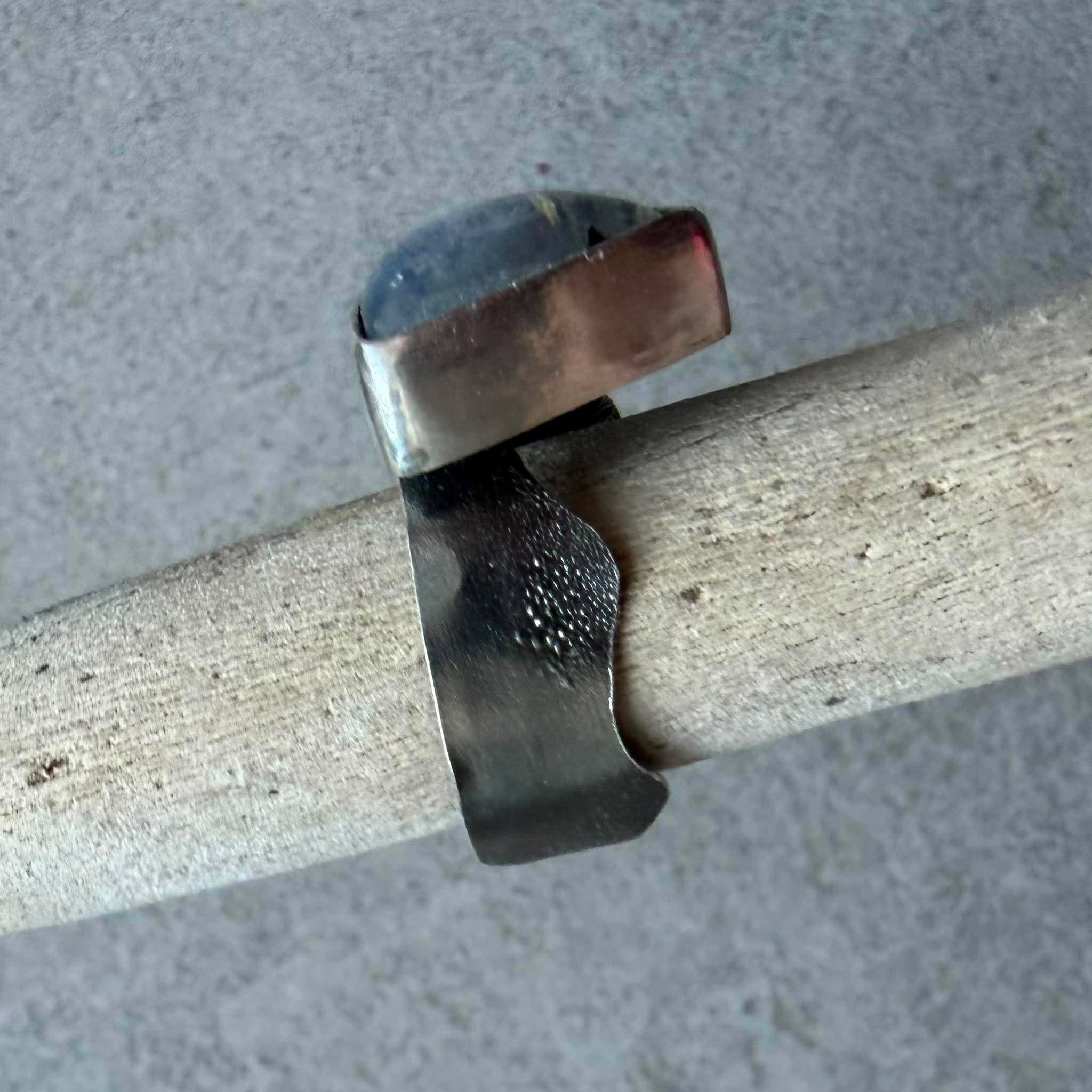Kamień księżycowy trójkąt Kamień księżycowy trójkąt