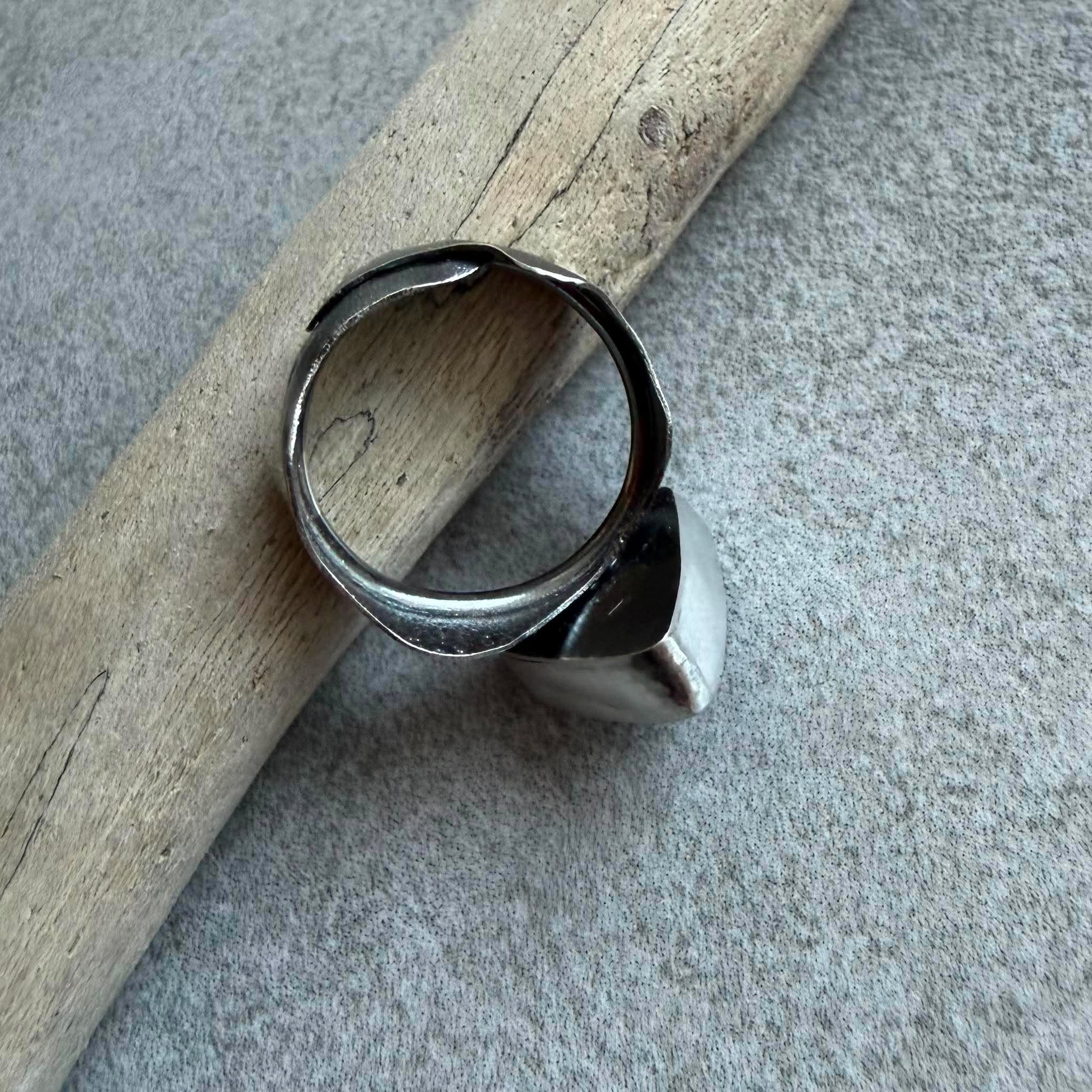 Kamień księżycowy trójkąt Kamień księżycowy trójkąt